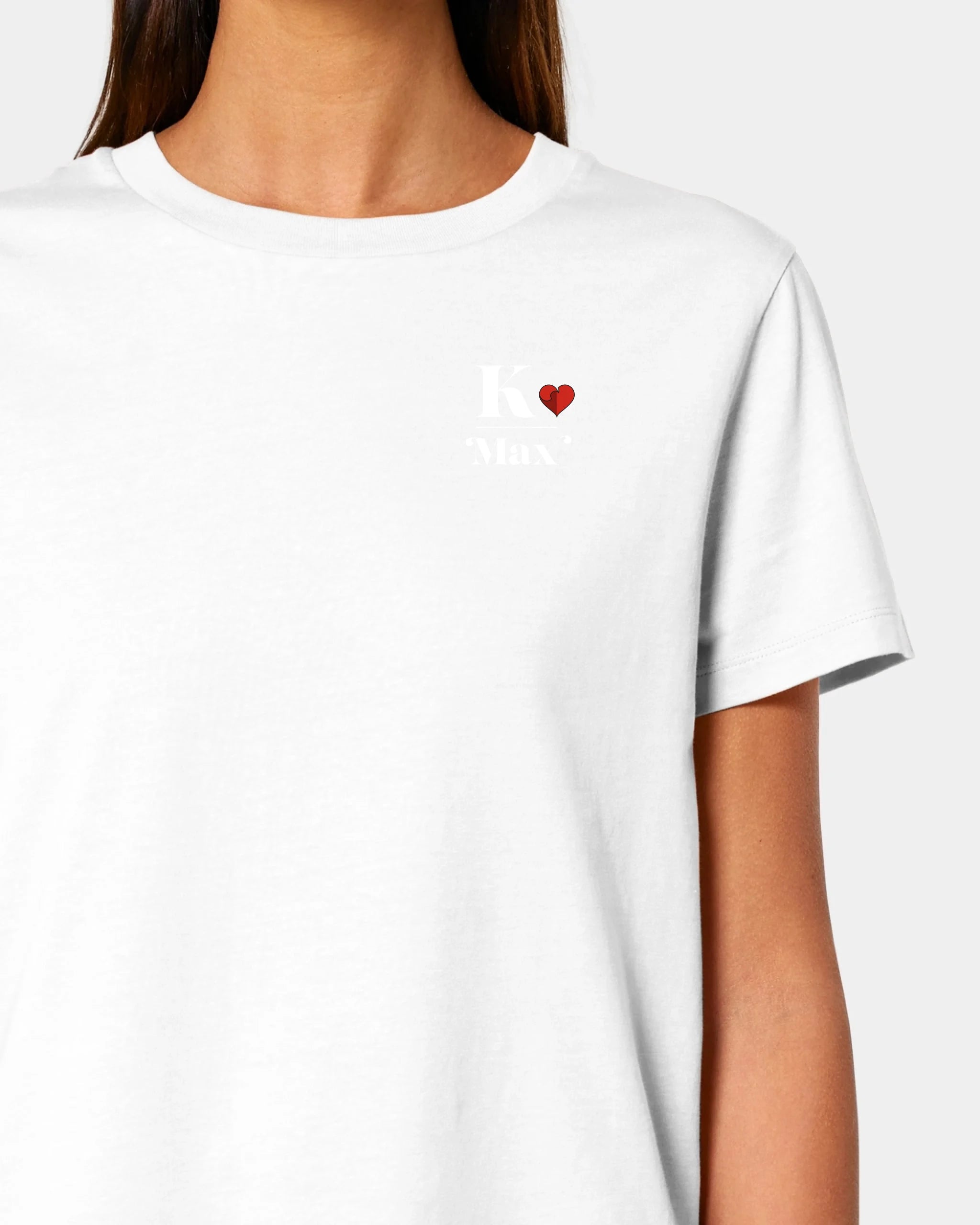 heiter-laessig-muser-mockup-close-up-white