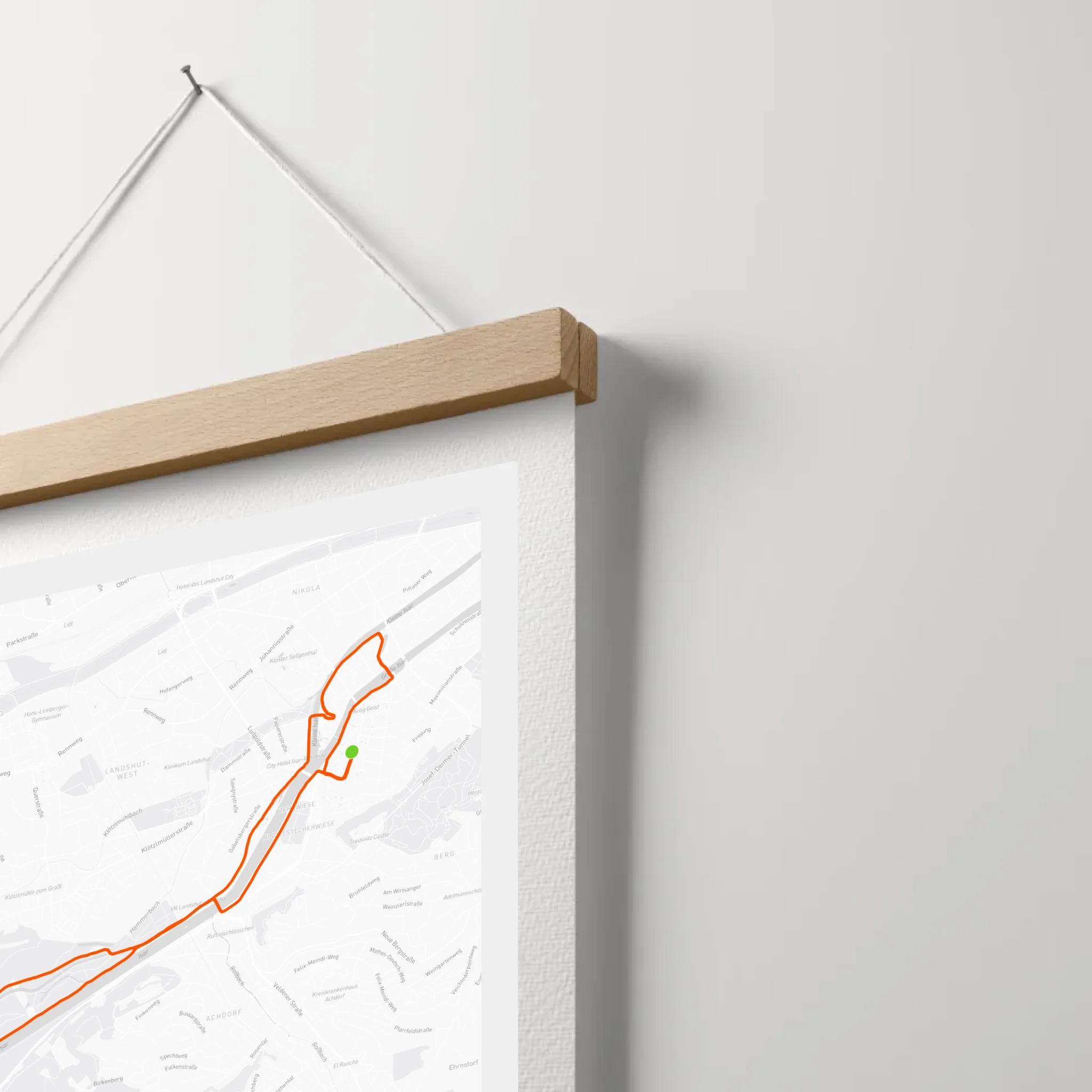 Poster-Holzleiste-MockUp-CloseUp