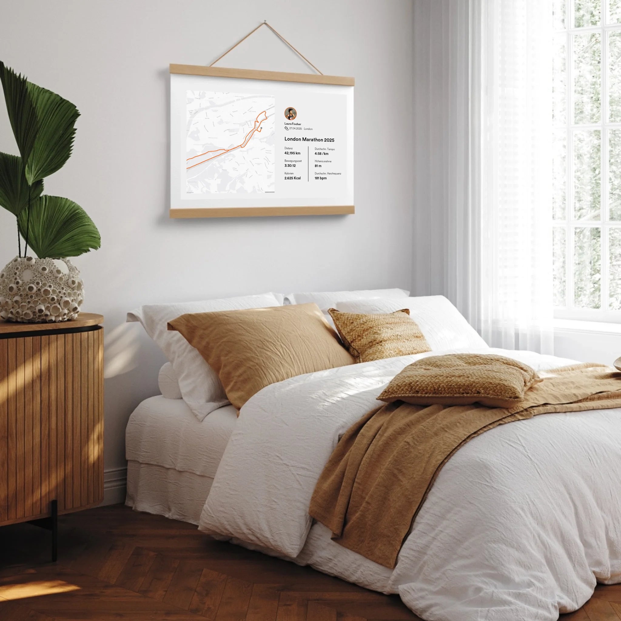 Poster-Holzleiste-MockUp-Schlafzimmer