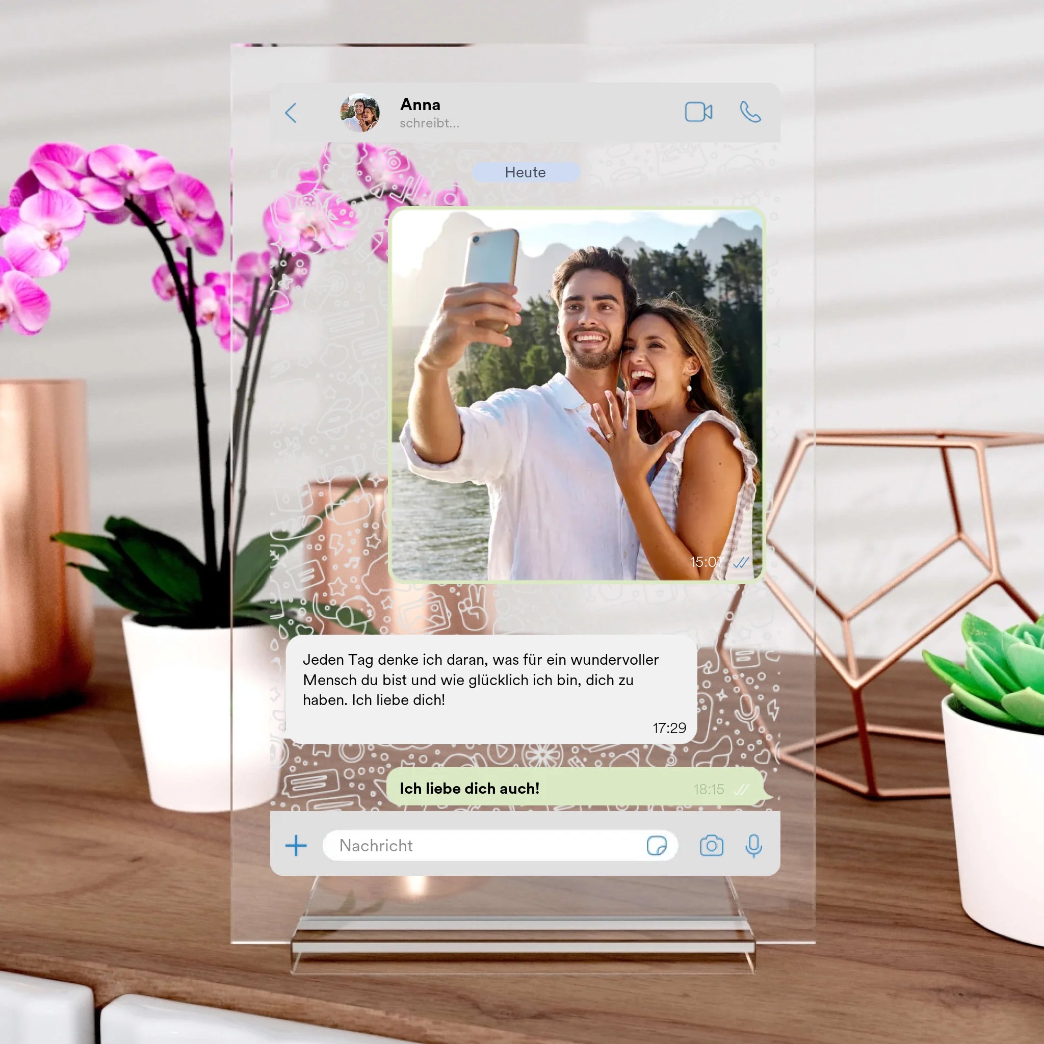 Personalisierte Messenger-Nachricht aus Glas